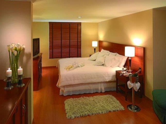 Hotel Estelar Suites Jones Bogotá Oda fotoğraf